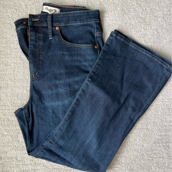 Madewell Curvy Cali Demi - boot jeans -size 30 - dark wash - Picture 9 of 10